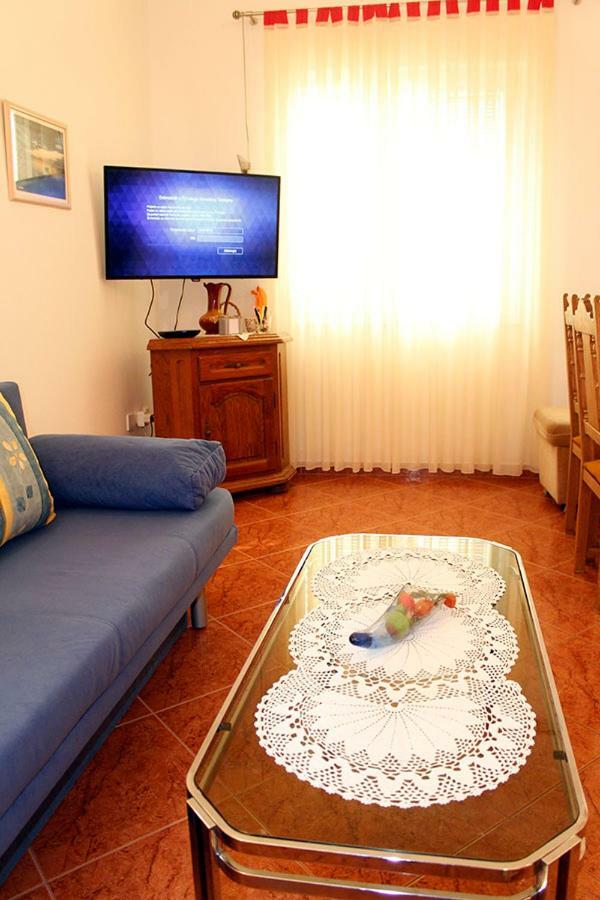 Apartmani Zeljko 메타이나 외부 사진