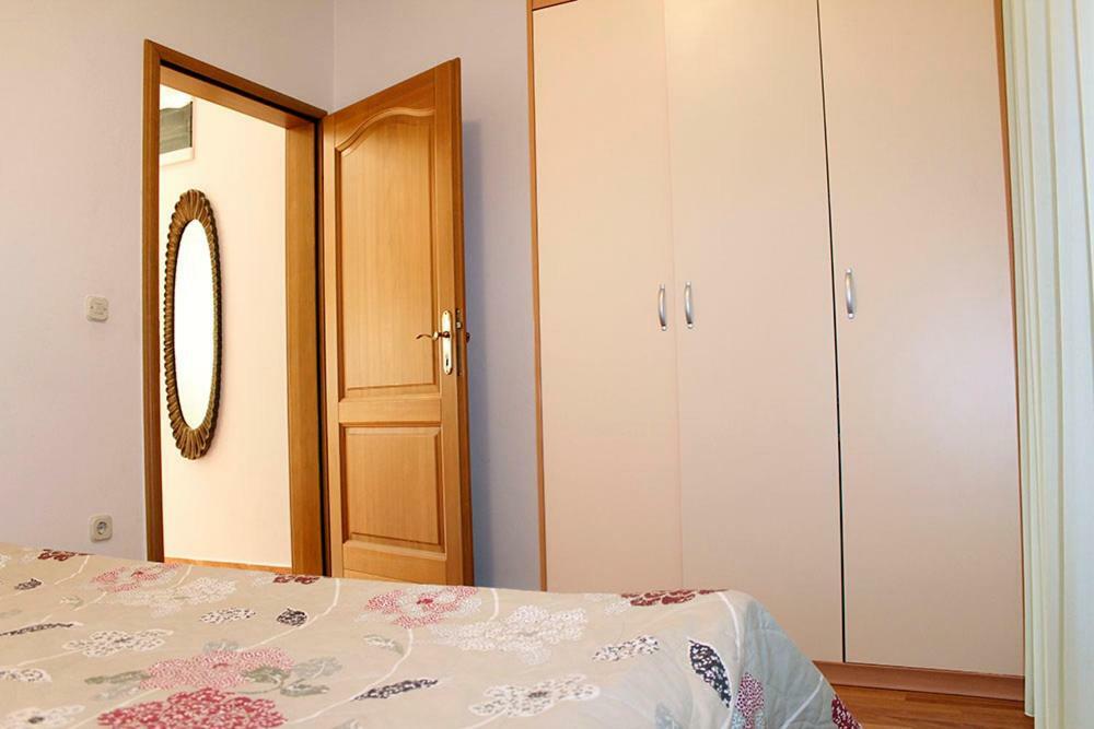 Apartmani Zeljko 메타이나 외부 사진