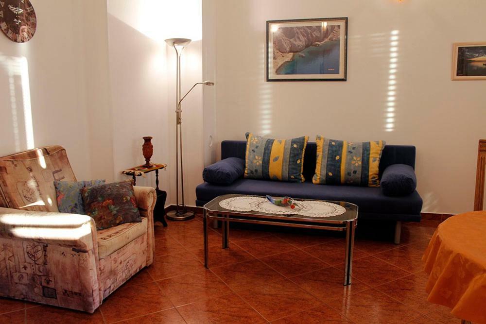 Apartmani Zeljko 메타이나 외부 사진
