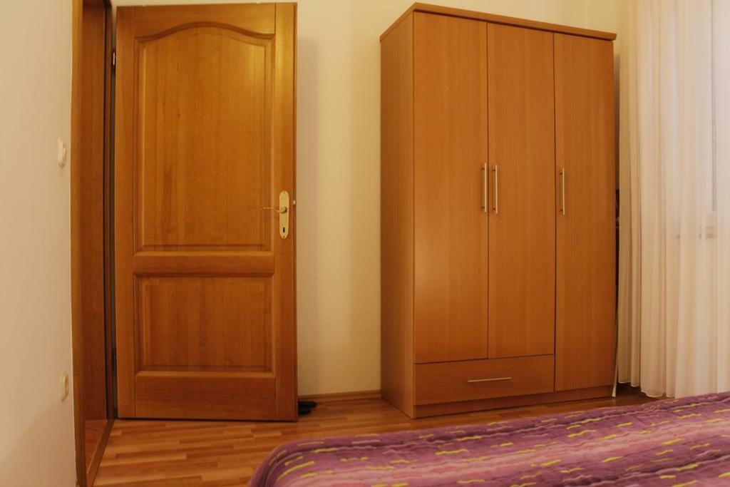 Apartmani Zeljko 메타이나 외부 사진